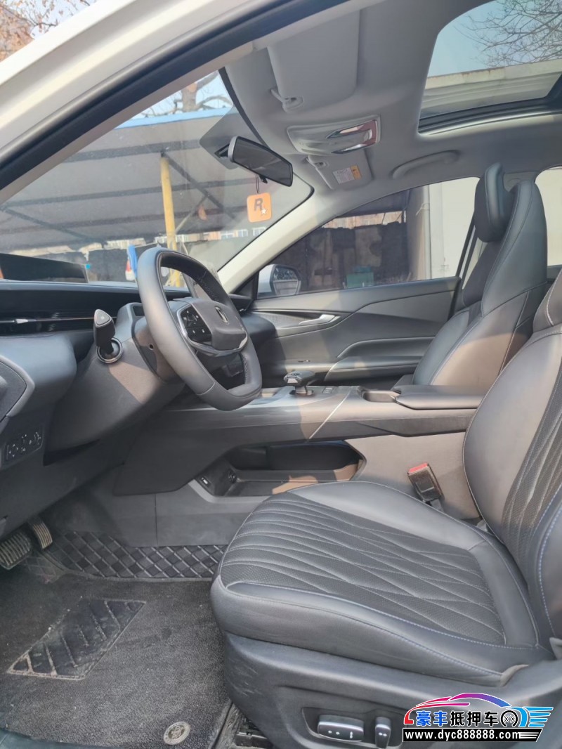 23年长安逸达轿车抵押车出售