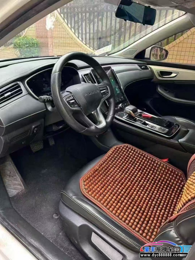 22年荣威i6轿车抵押车出售