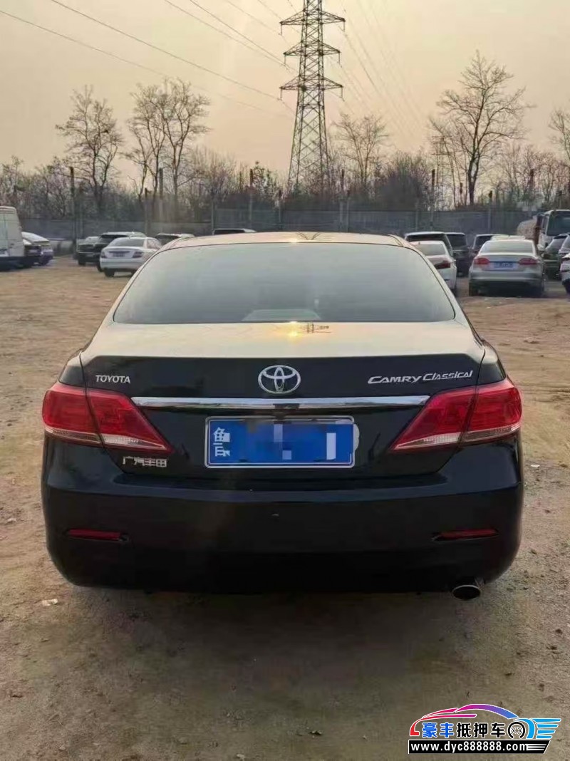 13年丰田凯美瑞轿车抵押车出售