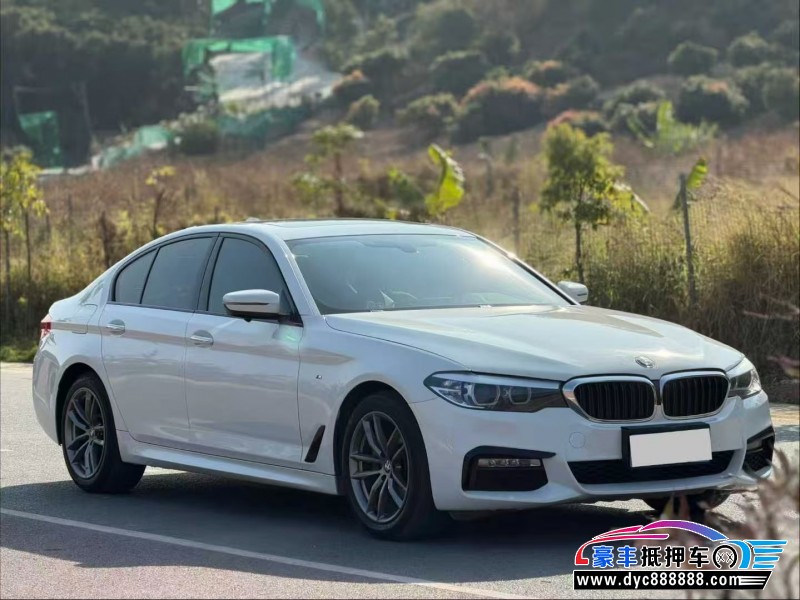 17年宝马5系轿车抵押车出售