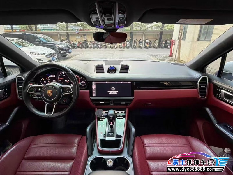 20年保时捷卡宴轿车抵押车出售