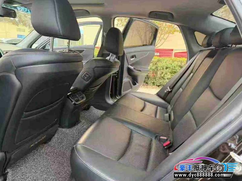 17年本田思铂睿轿车抵押车出售