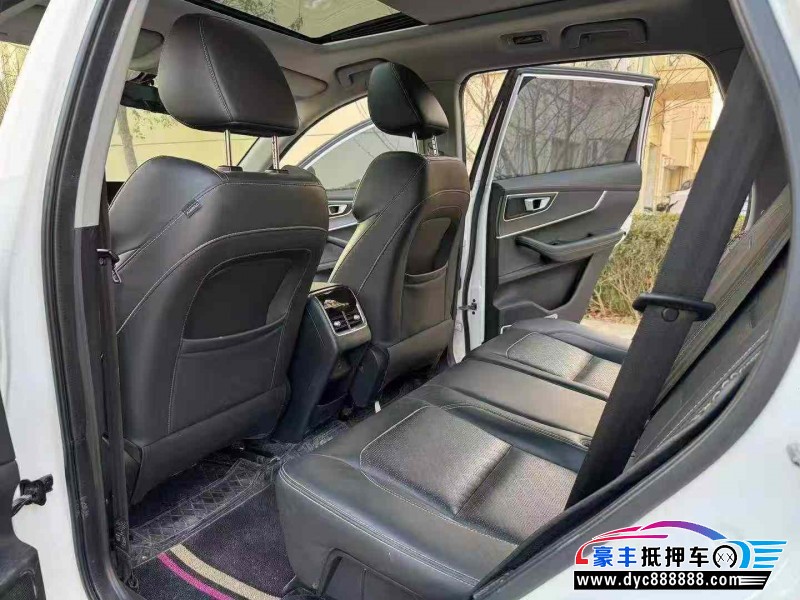 21年奇瑞瑞虎8轿车抵押车出售