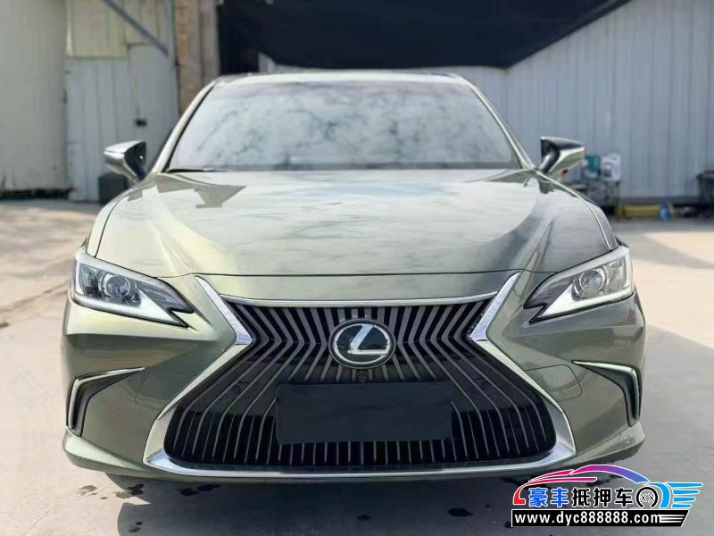 21年雷克萨斯ES轿车抵押车出售