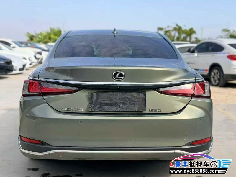 21年雷克萨斯ES轿车抵押车出售