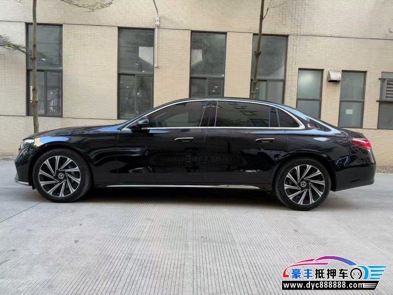 25年奔驰E轿车抵押车出售