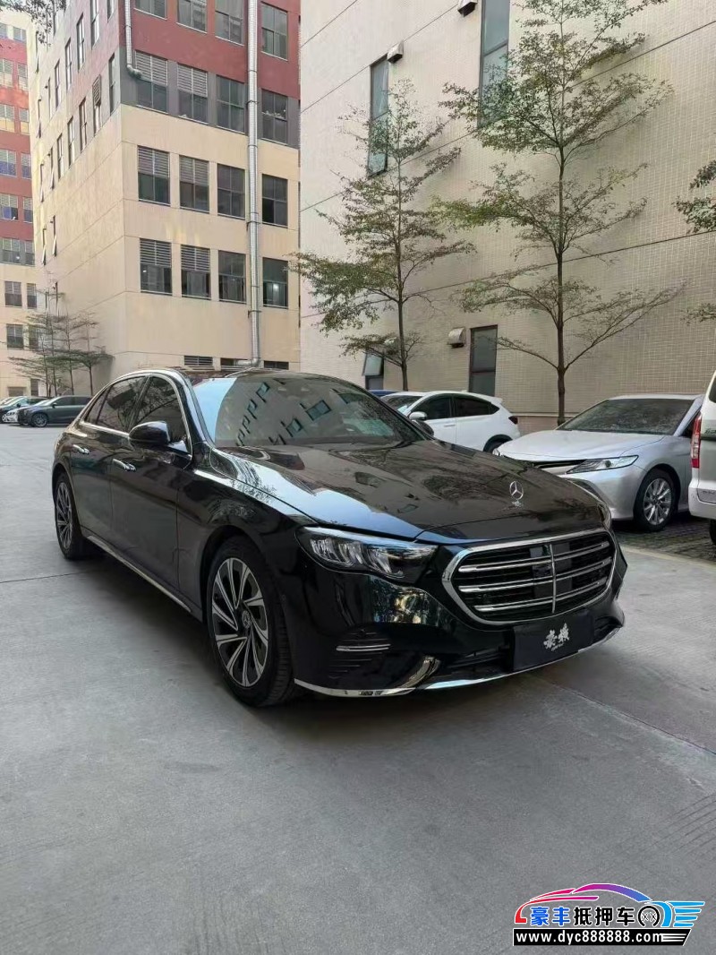 25年奔驰E轿车抵押车出售