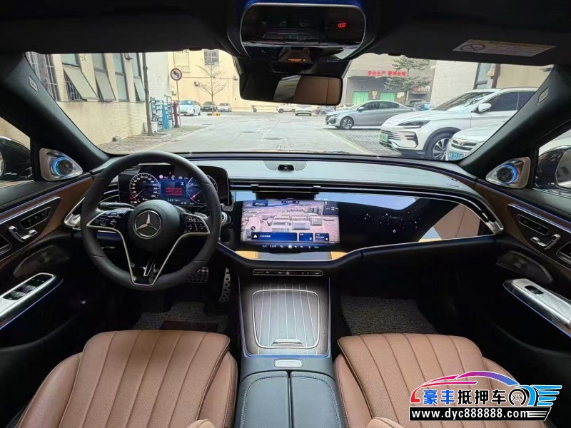 25年奔驰E轿车抵押车出售