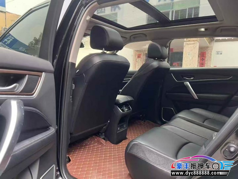 19年本田冠道轿车抵押车出售