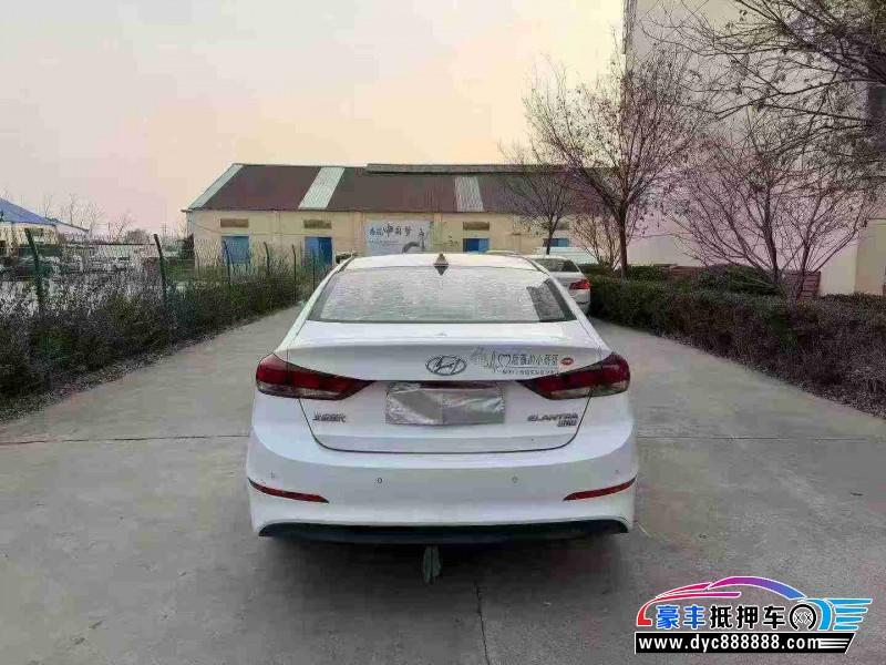 18年现代领动轿车抵押车出售