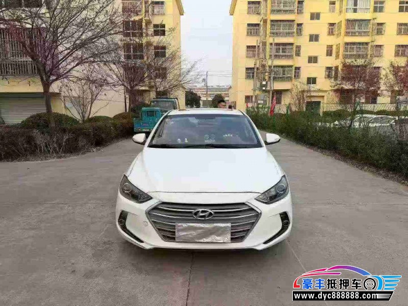 抵押车出售18年现代领动轿车