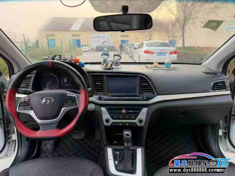 18年现代领动轿车抵押车出售