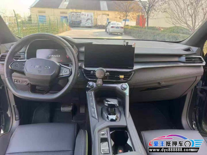 23年领克06轿车抵押车出售