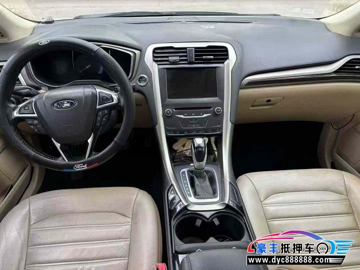 15年福特蒙迪欧轿车抵押车出售