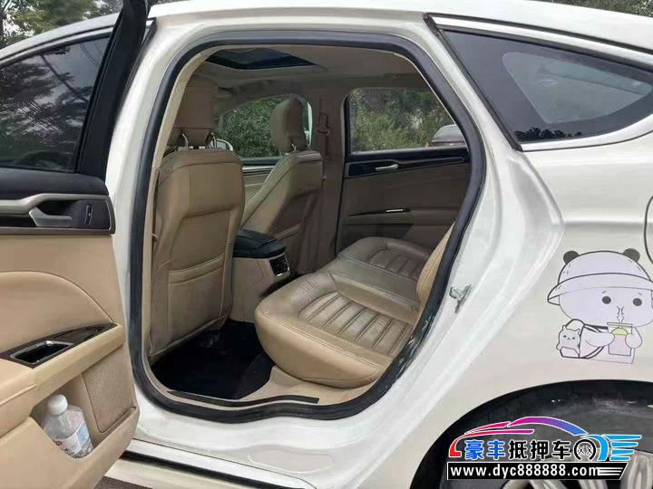 15年福特蒙迪欧轿车抵押车出售