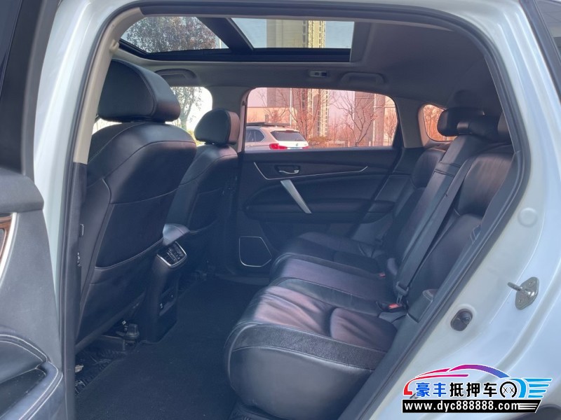 17年本田冠道轿车抵押车出售