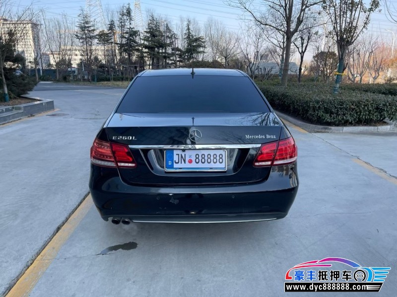 14年奔驰E轿车抵押车出售