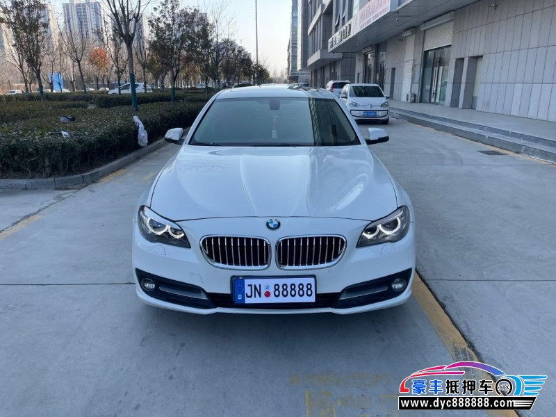 抵押车出售16年宝马5系轿车
