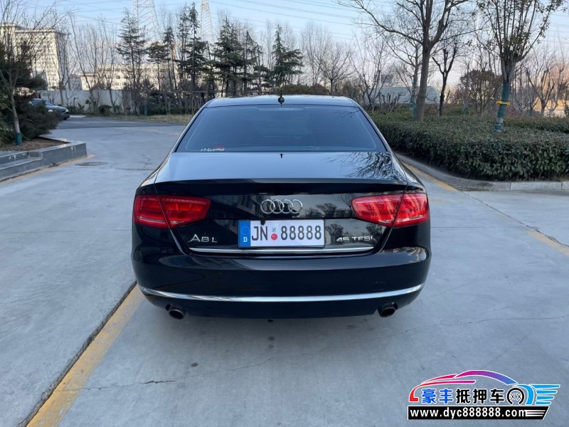 14年奥迪A8L轿车抵押车出售