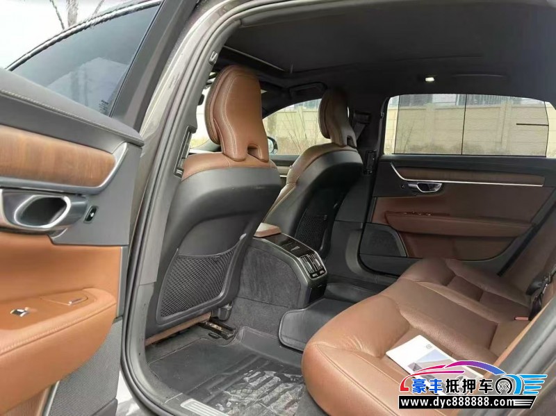 21年沃尔沃S90轿车抵押车出售