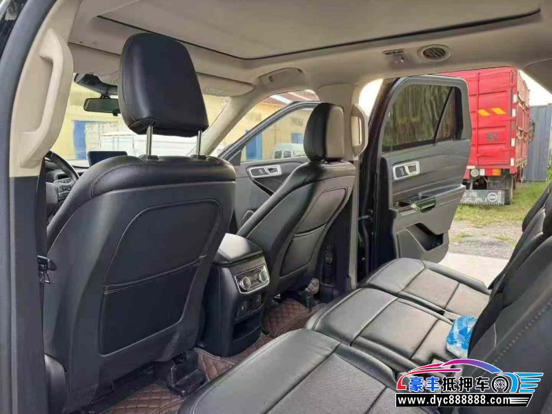 21年福特探险者轿车抵押车出售