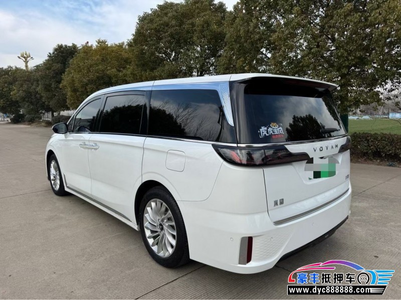 24年岚图梦想家轿车抵押车出售