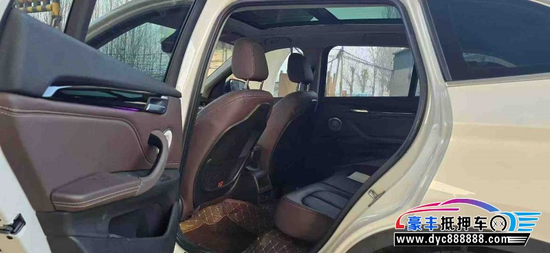 22年宝马X1轿车抵押车出售