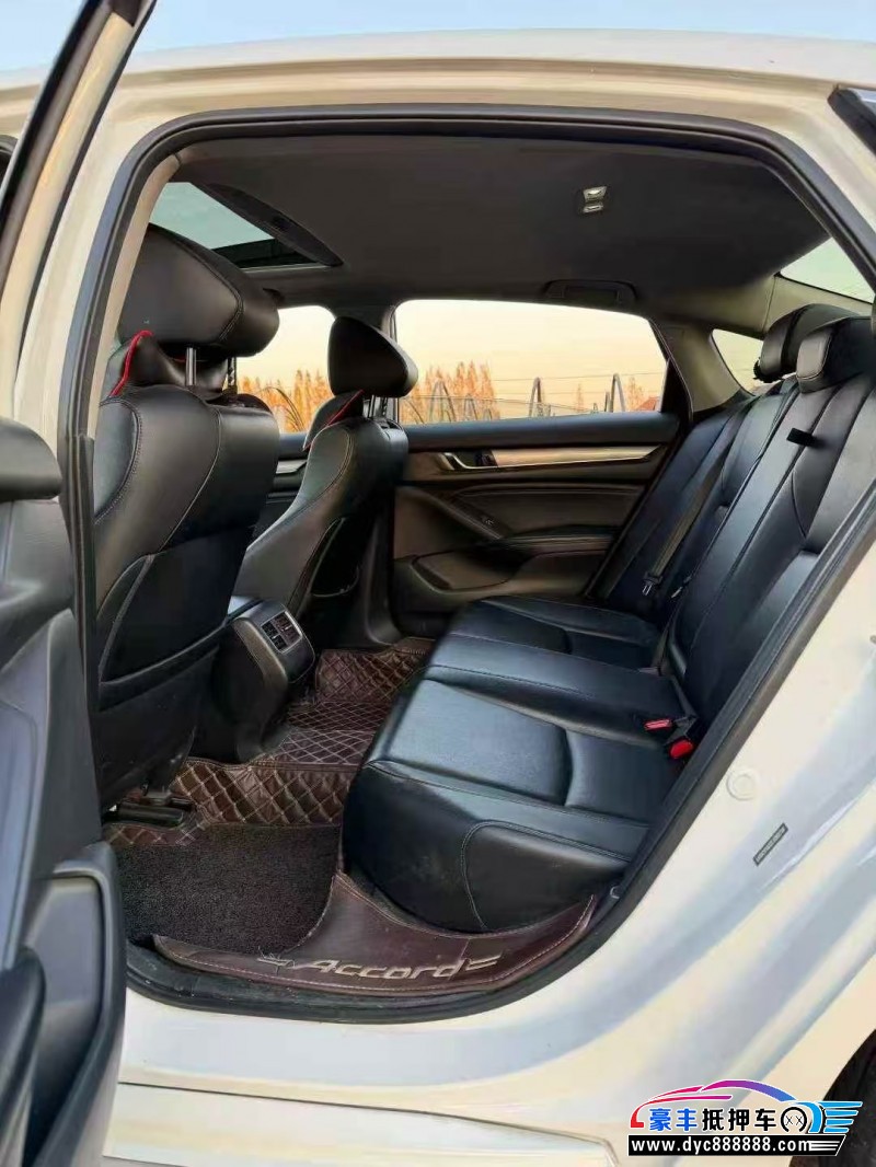 20年本田雅阁轿车抵押车出售