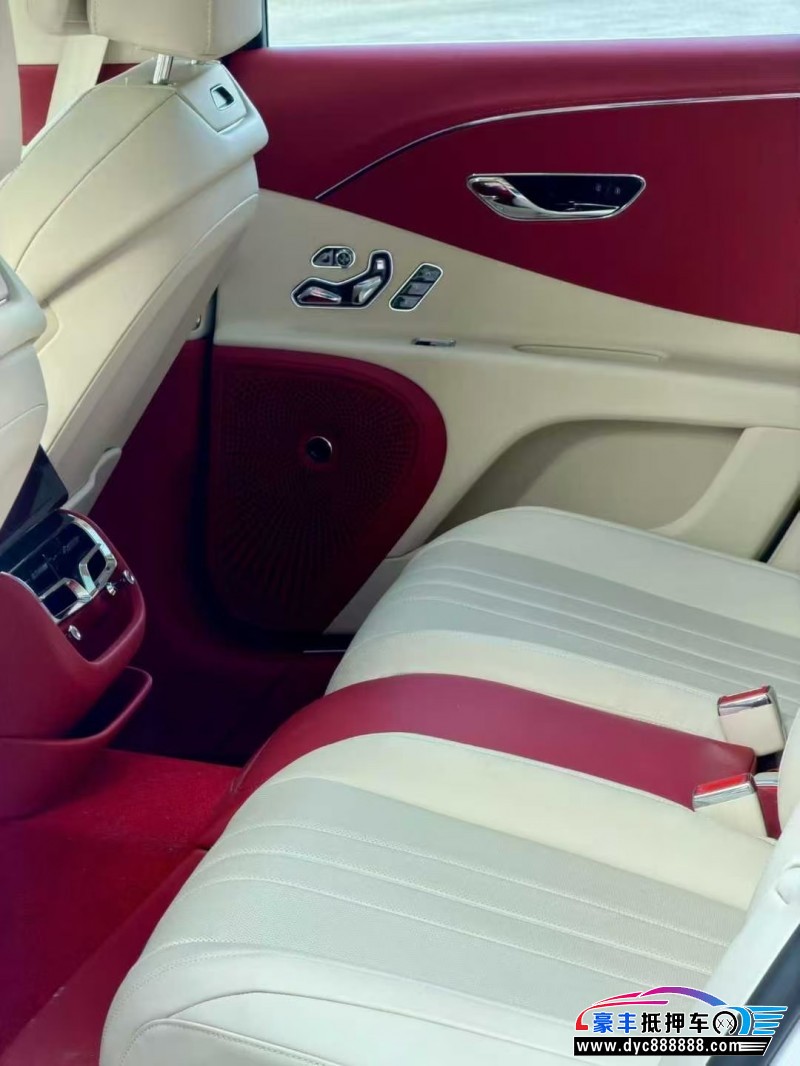 25年宾利飞驰轿车抵押车出售