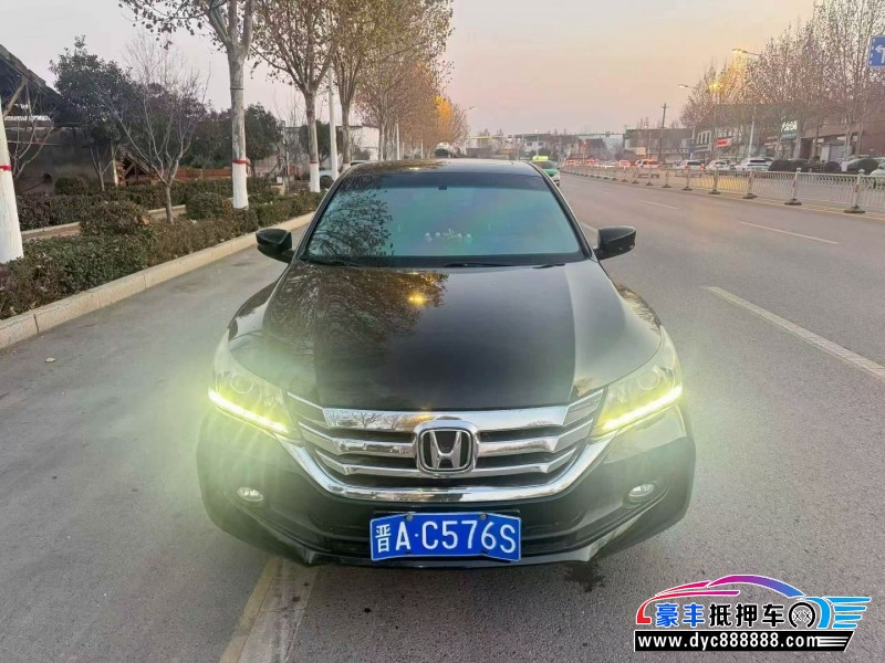 15年本田雅阁轿车抵押车出售