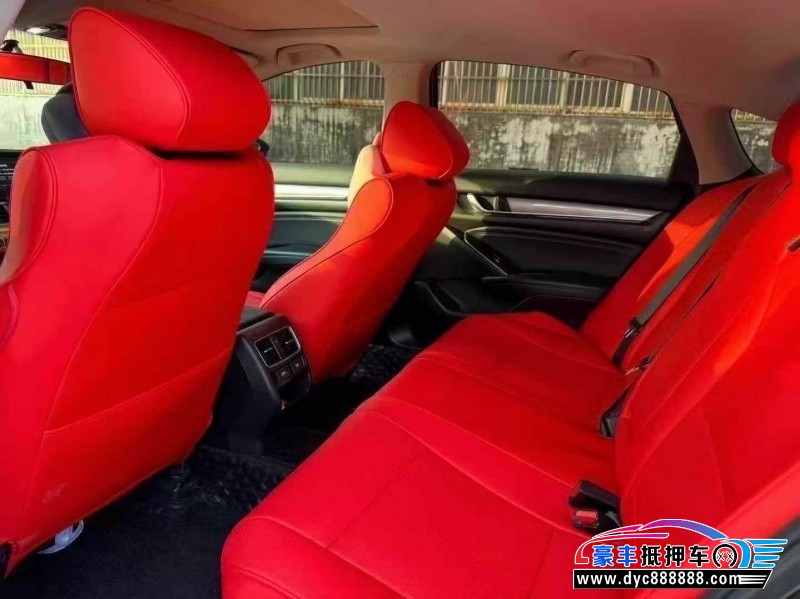 23年本田雅阁轿车抵押车出售