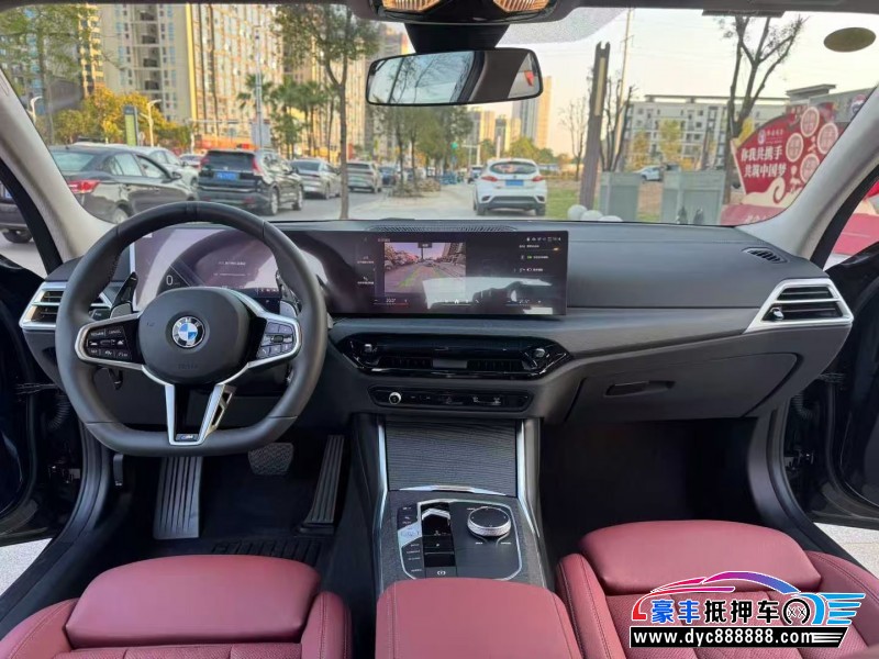 25年宝马3系轿车抵押车出售