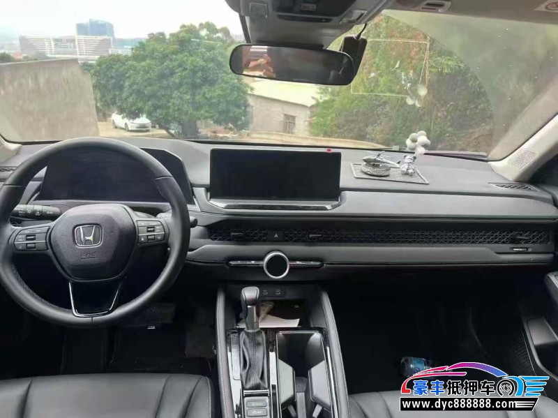 25年本田雅阁轿车抵押车出售