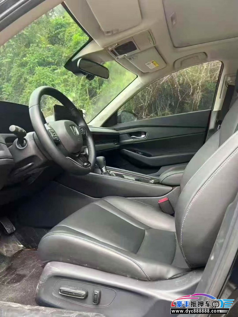 25年本田雅阁轿车抵押车出售