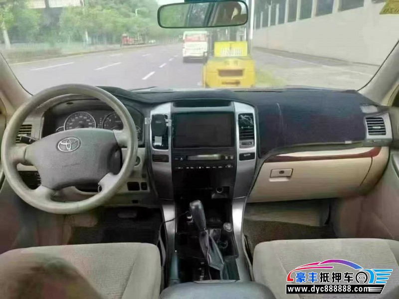 05年丰田普拉多（霸道）轿车抵押车出售