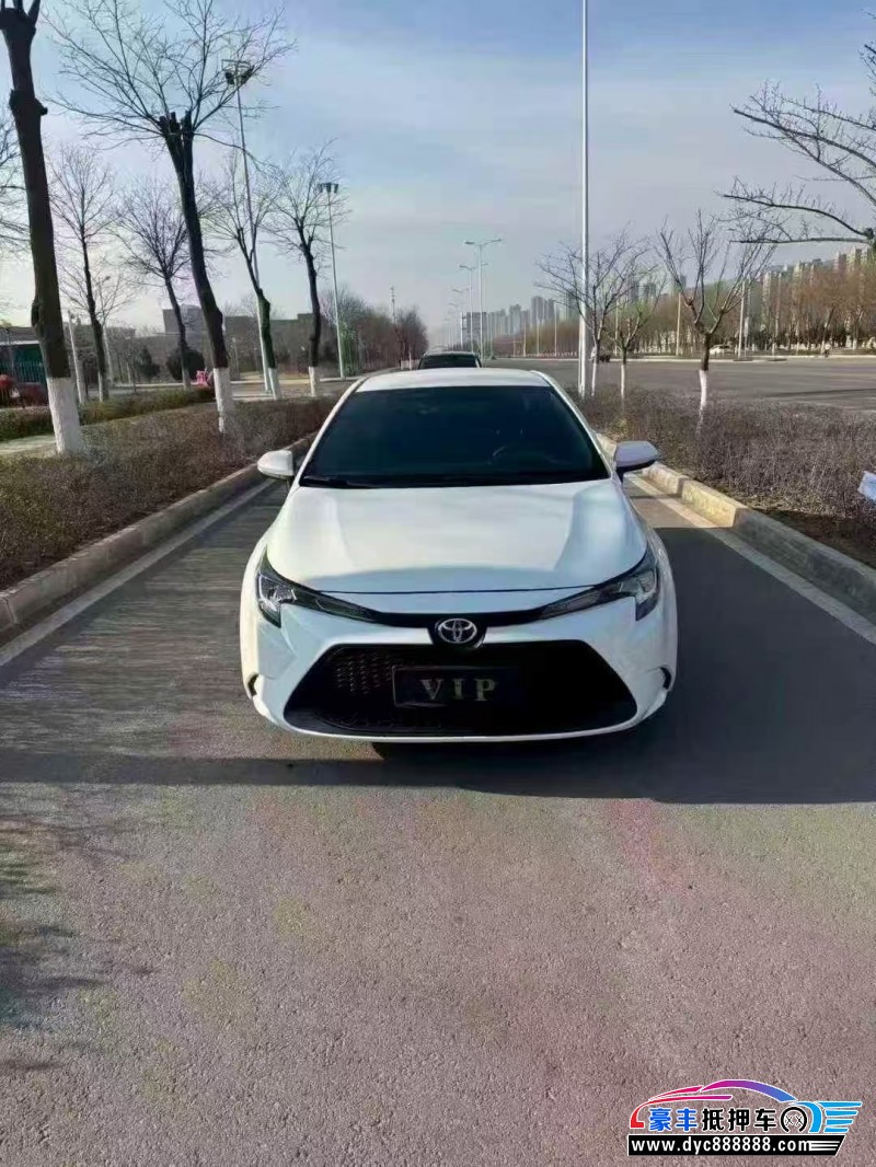 22年丰田雷凌轿车抵押车出售