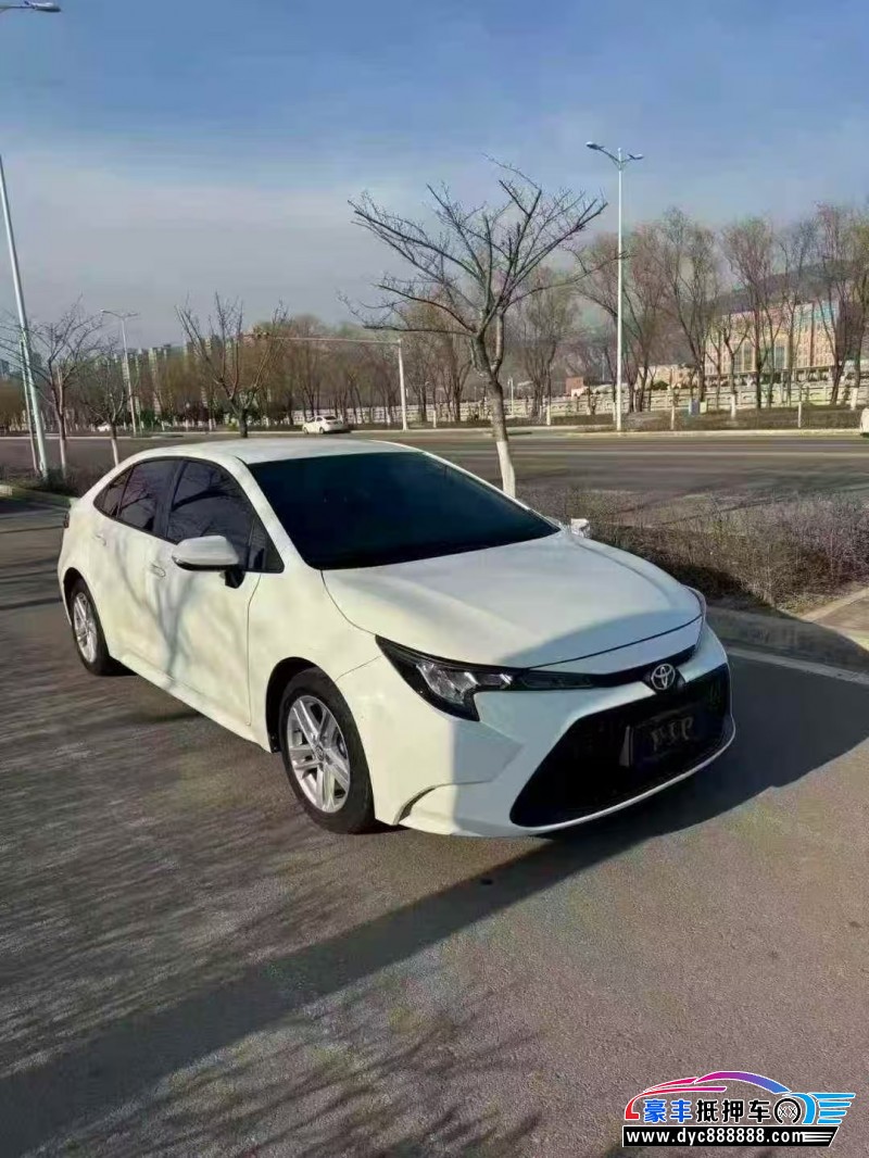 22年丰田雷凌轿车抵押车出售