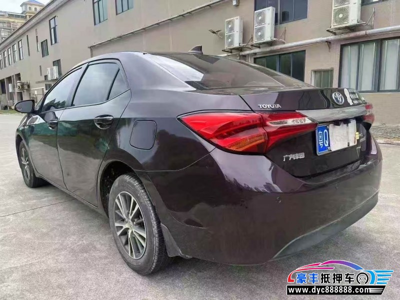 16年丰田雷凌轿车抵押车出售