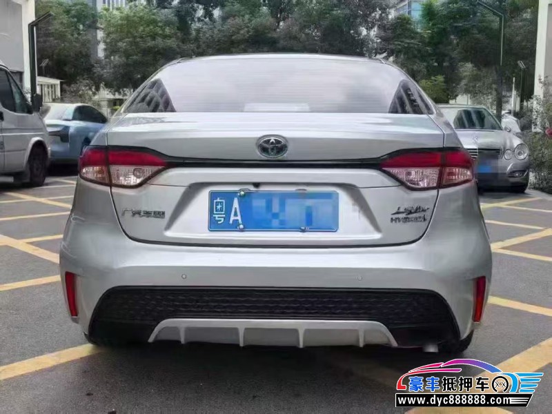 23年丰田雷凌轿车抵押车出售