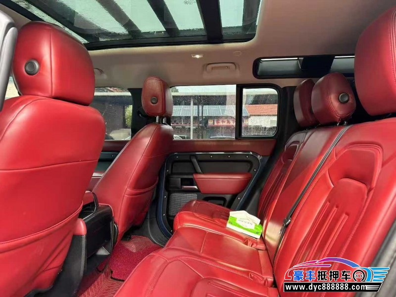 22年路虎卫士轿车抵押车出售