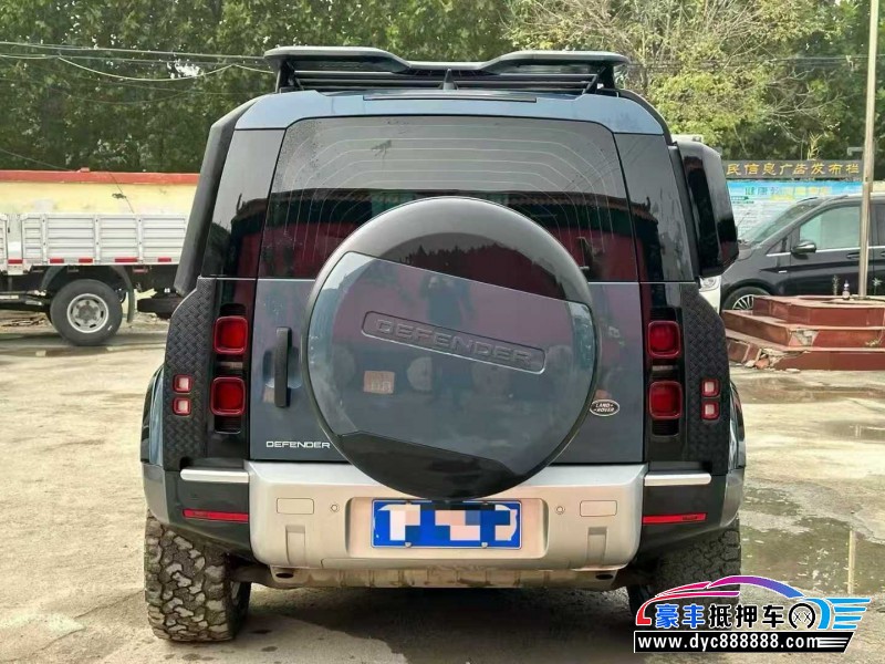 22年路虎卫士轿车抵押车出售