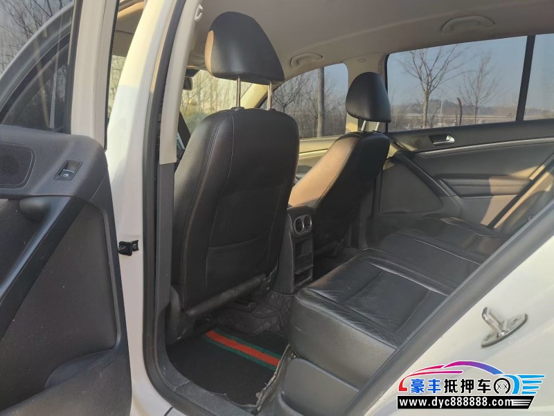 16年大众途观轿车抵押车出售