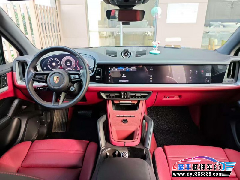 24年保时捷卡宴轿车抵押车出售