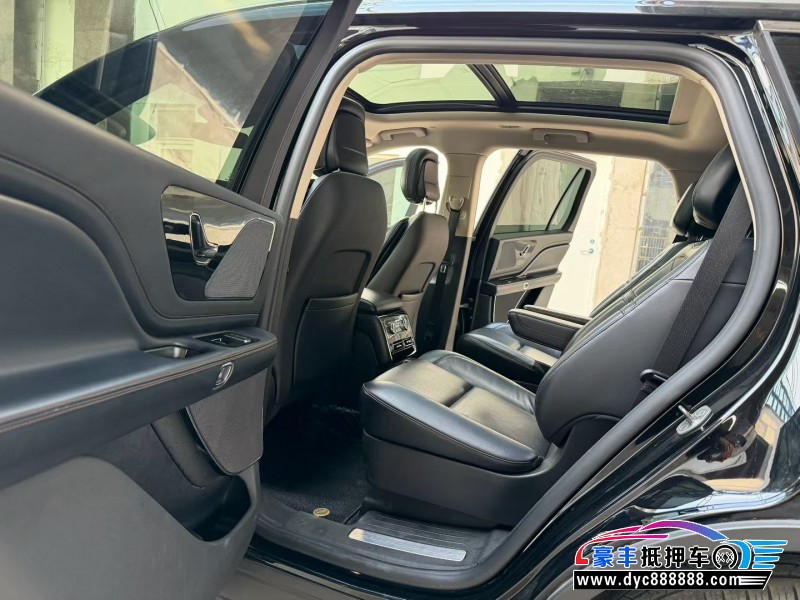 22年林肯飞行家轿车抵押车出售