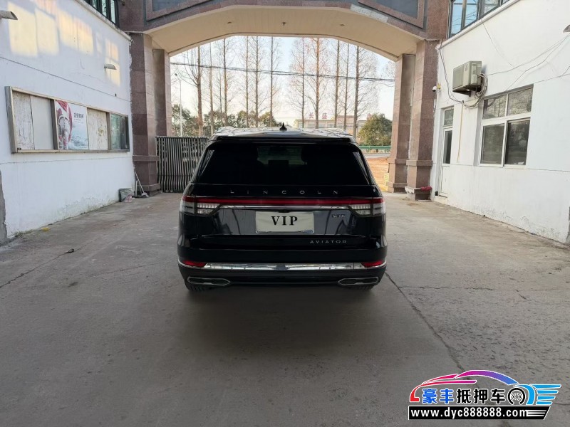 22年林肯飞行家轿车抵押车出售