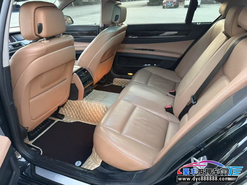 14年宝马7系轿车抵押车出售