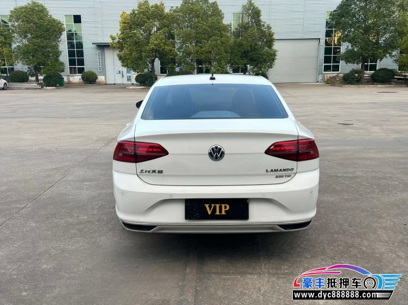 22年大众凌渡轿车抵押车出售