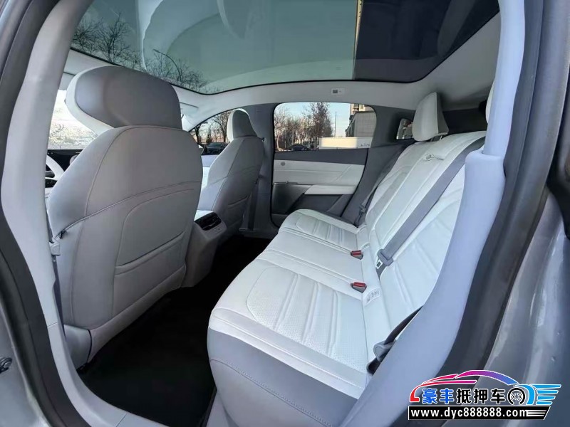 25年东风奕派007轿车抵押车出售