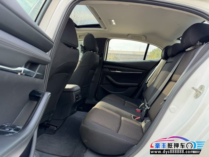 22年马自达昂克赛拉轿车抵押车出售