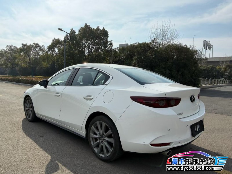 22年马自达昂克赛拉轿车抵押车出售